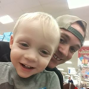 Meet your Posher, Dillon